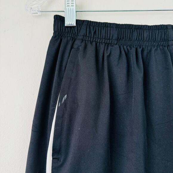 Nike Youth Basketball 11'' Shorts Size Large Black and White Embroidered Logo - Picture 3 of 13